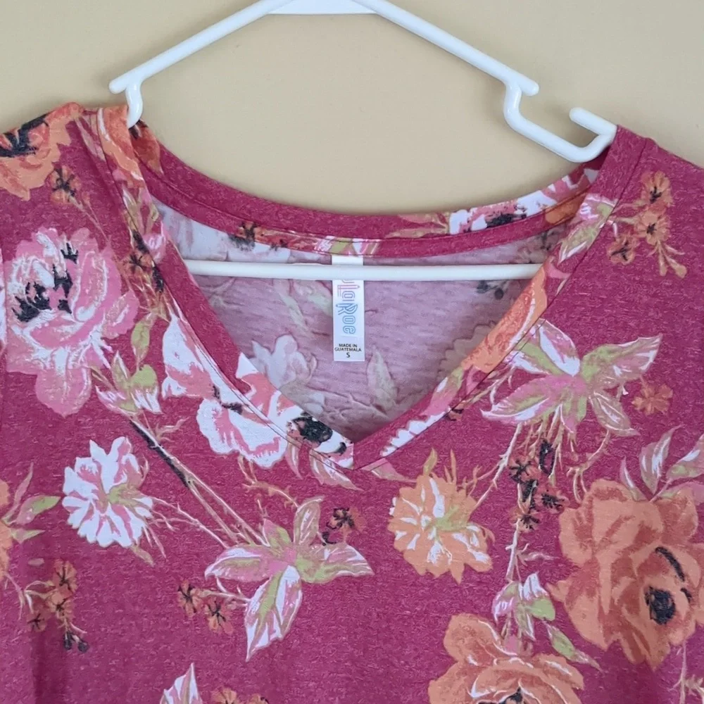 NWT Small LuLaRoe Christy T Floral Pink Orange Tee Shirt Top Soft New